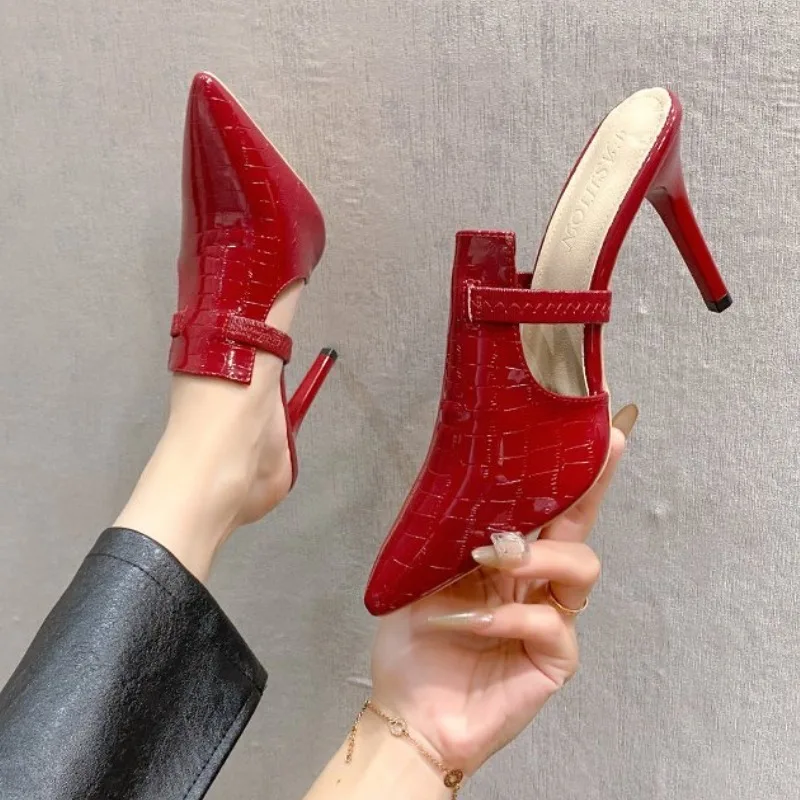 Nowe buty na wysokim obcasie t – Women Shoes Types recenzja i cena