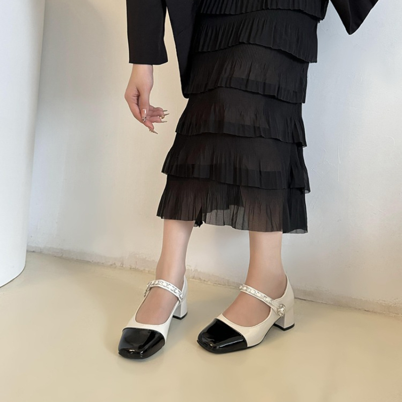 Klapki na grubym obcasie z per – Women Shoes Formal recenzja i cena